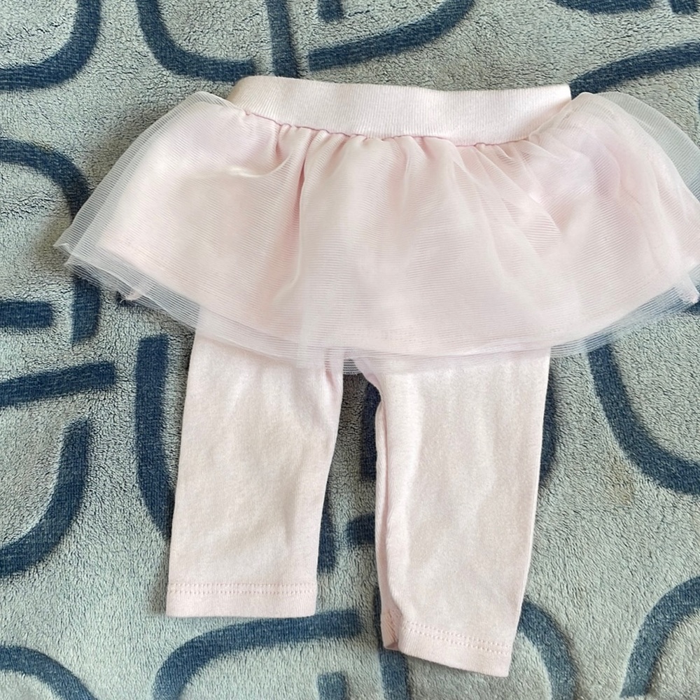 Leggings with tutu!!
